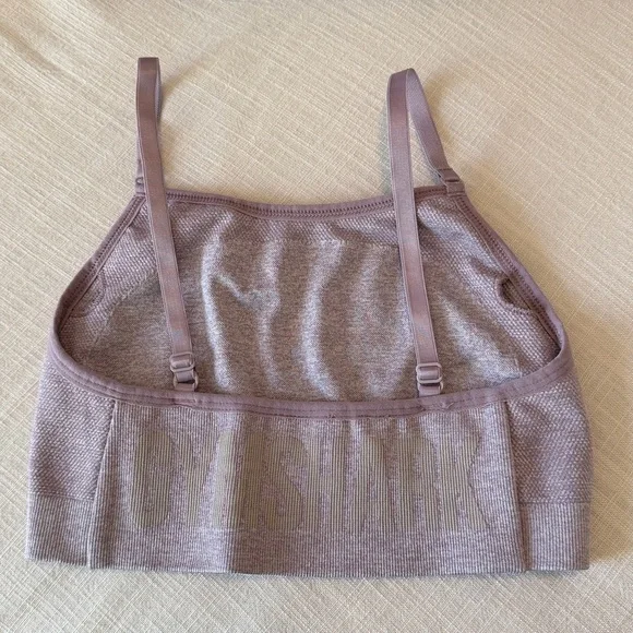 Gymshark Sports bra - Picture 2 of 3